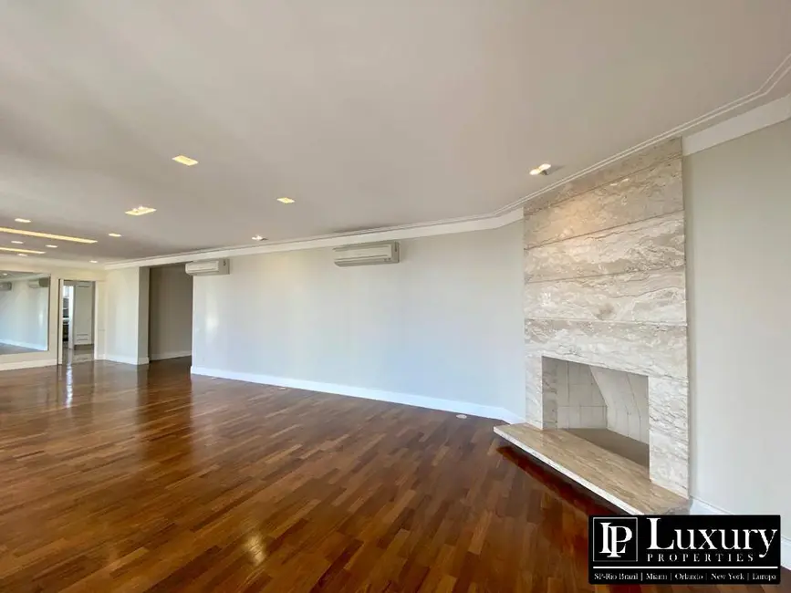 Foto 8 de Apartamento com 3 quartos para alugar, 355m2 em Cerqueira César, São Paulo - SP