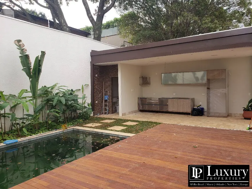 Foto 9 de Casa com 4 quartos à venda em Jardim Europa, São Paulo - SP