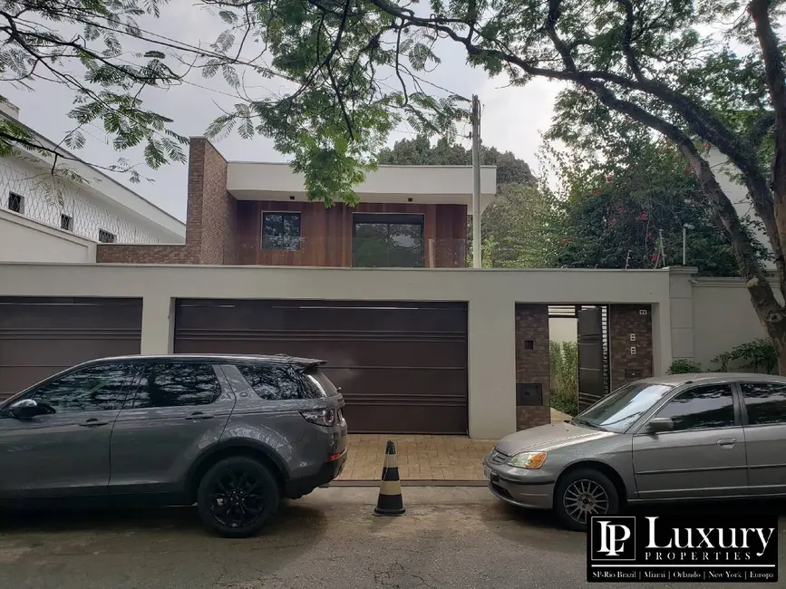 Foto 1 de Casa com 4 quartos à venda em Jardim Europa, São Paulo - SP
