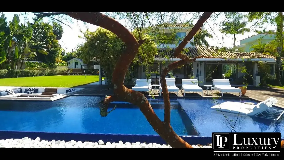 Foto 4 de Casa de Condomínio com 5 quartos à venda em Mangaratiba - RJ