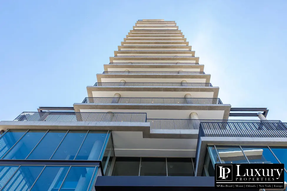 Cobertura com 6 quartos à venda em Itaim Bibi, São Paulo - SP - imagem 5 Foto 5 de Cobertura com 6 quartos à venda em Itaim Bibi, São Paulo - SP