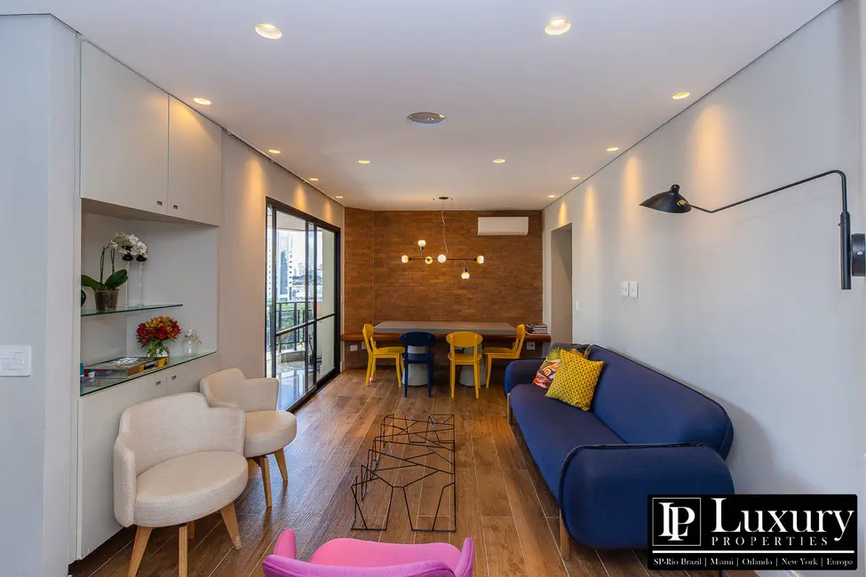 Apartamento com 3 quartos à venda, 112m2 em Moema, São Paulo - SP - imagem 4 Foto 4 de Apartamento com 3 quartos à venda, 112m2 em Moema, São Paulo - SP