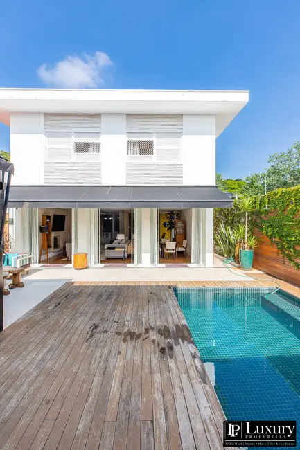 Foto 1 de Casa com 4 quartos à venda, 411m2 em Moema, São Paulo - SP