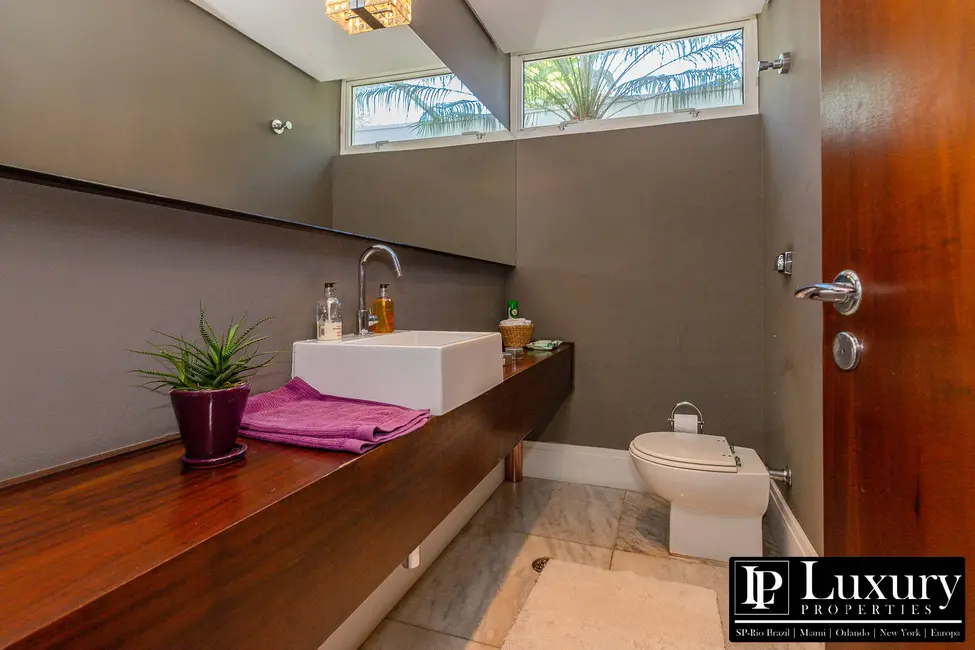 Foto 5 de Casa com 4 quartos à venda, 411m2 em Moema, São Paulo - SP