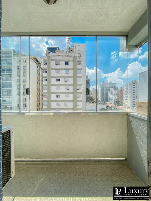 Foto 3 de Apartamento com 3 quartos à venda, 140m2 em Jardim América, São Paulo - SP