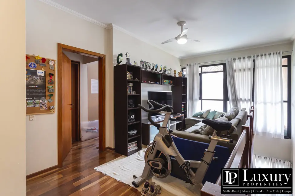 Foto 6 de Apartamento com 2 quartos à venda, 137m2 em Pinheiros, São Paulo - SP