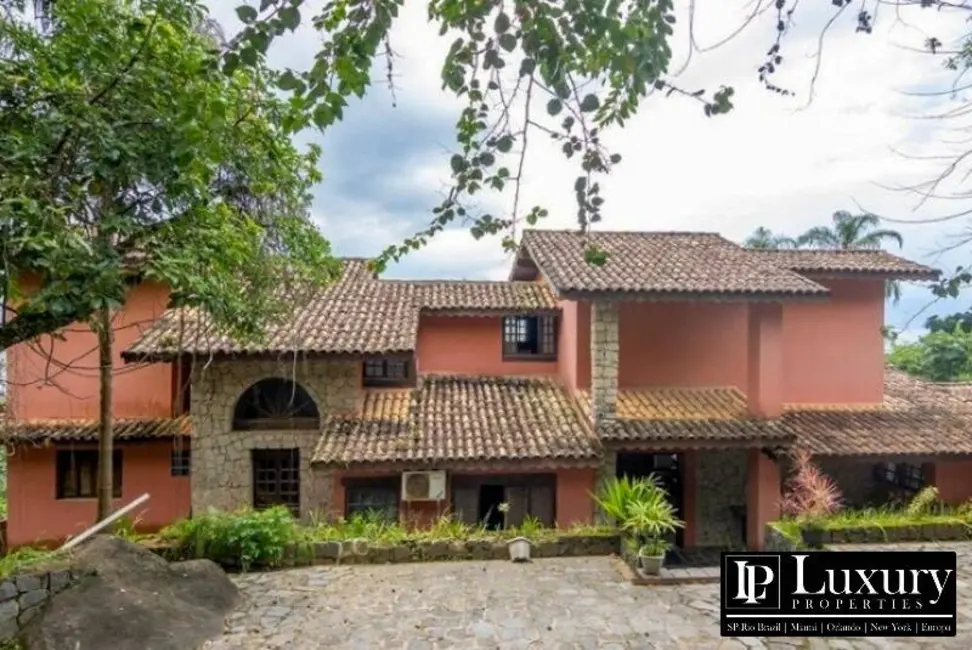 Foto 3 de Casa com 6 quartos à venda em Ilhabela - SP