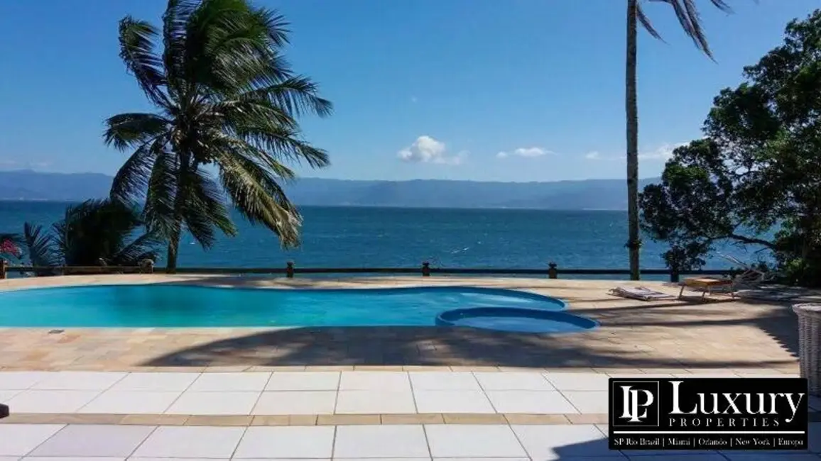 Foto 9 de Casa com 6 quartos à venda em Ilhabela - SP