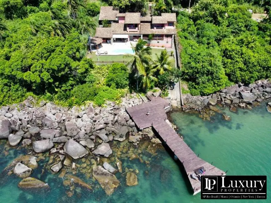Foto 2 de Casa com 6 quartos à venda em Ilhabela - SP