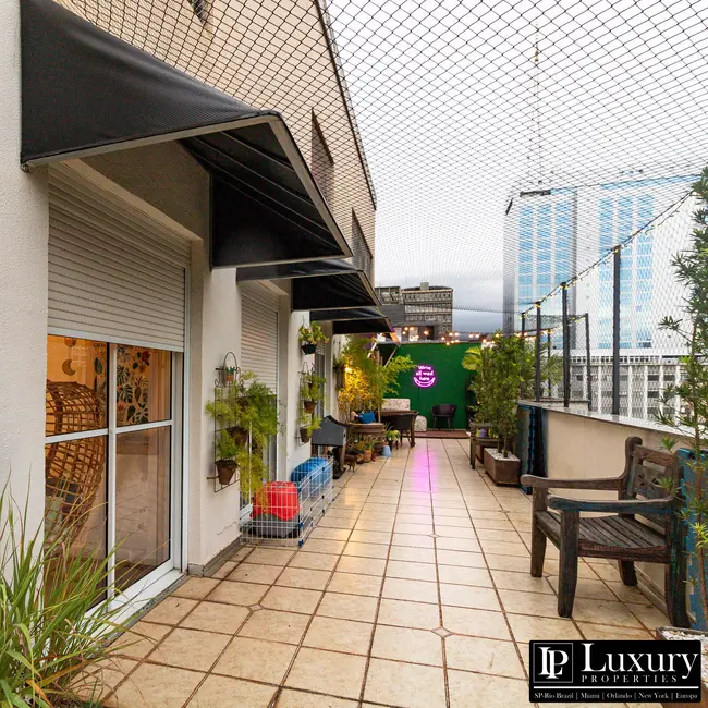 Foto 9 de Apartamento com 3 quartos à venda, 220m2 em Cerqueira César, São Paulo - SP