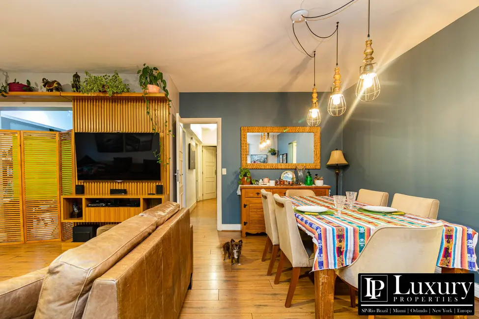 Foto 4 de Apartamento com 3 quartos à venda, 220m2 em Cerqueira César, São Paulo - SP