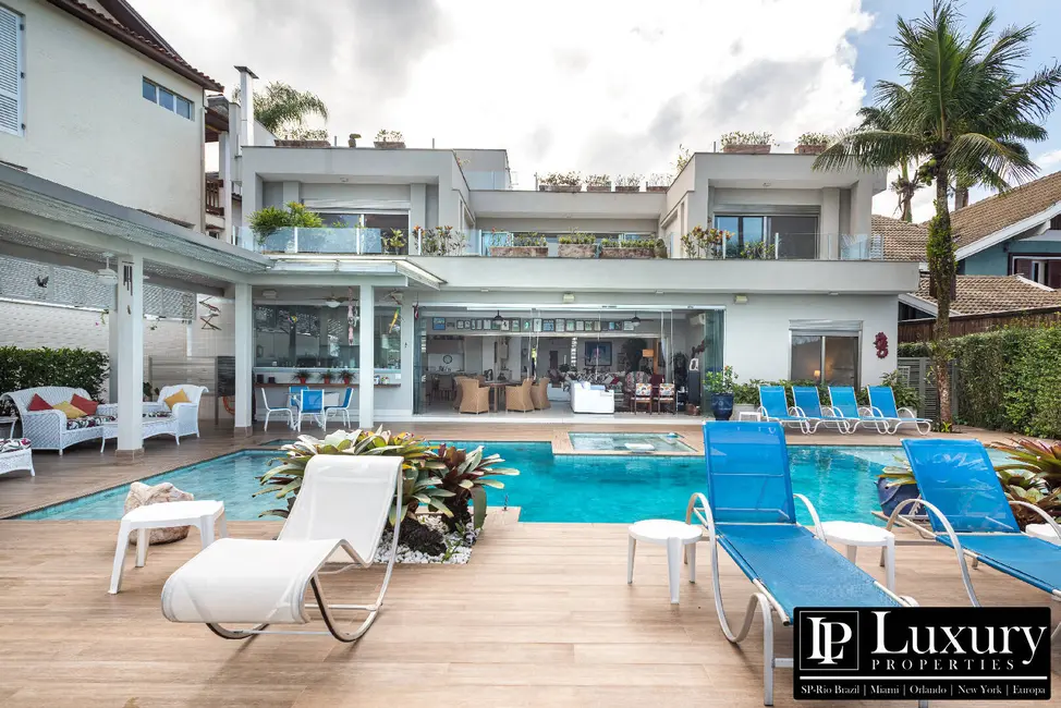 Foto 5 de Casa de Condomínio com 8 quartos à venda em Tabatinga, Caraguatatuba - SP