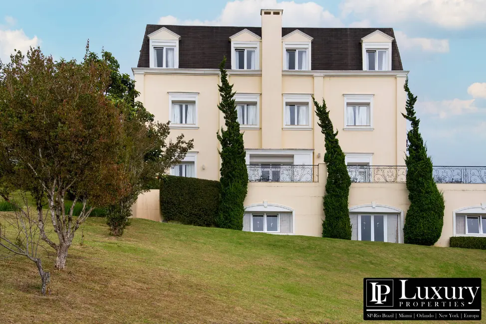 Foto 4 de Casa com 7 quartos à venda em Campos Do Jordao - SP