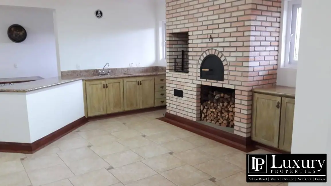 Foto 5 de Casa de Condomínio com 5 quartos à venda em Campos Do Jordao - SP