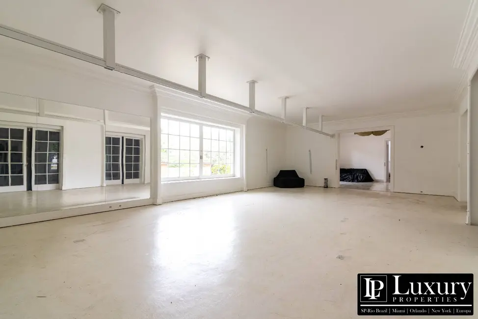 Foto 1 de Casa com 5 quartos à venda, 956m2 em Cidade Jardim, São Paulo - SP