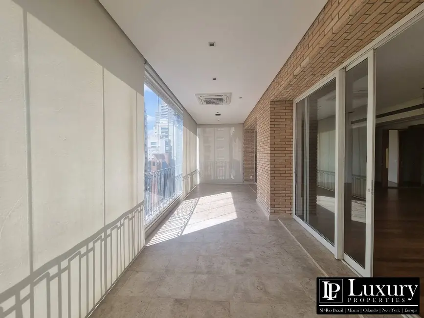 Foto 8 de Apartamento com 4 quartos à venda, 415m2 em Itaim Bibi, São Paulo - SP