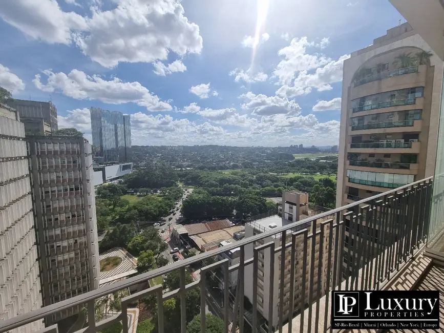 Foto 7 de Apartamento com 4 quartos à venda, 415m2 em Itaim Bibi, São Paulo - SP