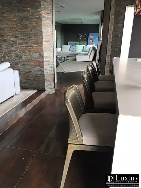 Foto 8 de Apartamento com 4 quartos para alugar, 367m2 em Ibirapuera, São Paulo - SP