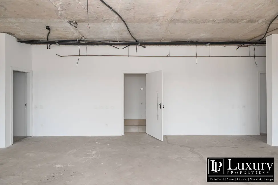 Apartamento com 4 quartos à venda, 447m2 em Moema, São Paulo - SP - imagem 8 Foto 8 de Apartamento com 4 quartos à venda, 447m2 em Moema, São Paulo - SP