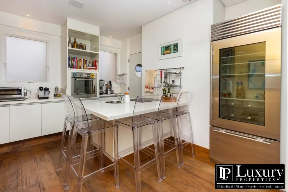 Foto 5 de Apartamento com 4 quartos à venda, 395m2 em Itaim Bibi, São Paulo - SP