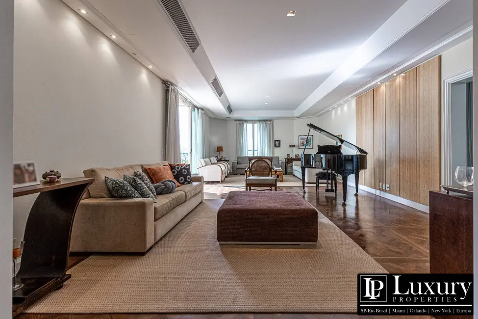 Foto 1 de Apartamento com 5 quartos à venda, 617m2 em Vila Nova Conceição, São Paulo - SP