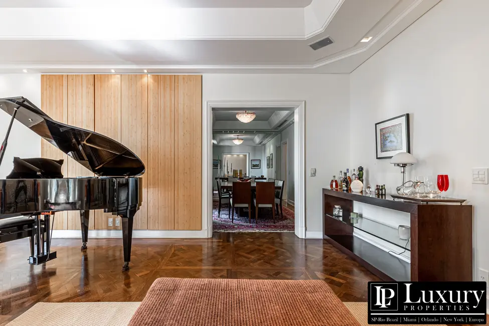 Apartamento com 5 quartos à venda, 617m2 em Vila Nova Conceição, São Paulo - SP - imagem 8 Foto 8 de Apartamento com 5 quartos à venda, 617m2 em Vila Nova Conceição, São Paulo - SP