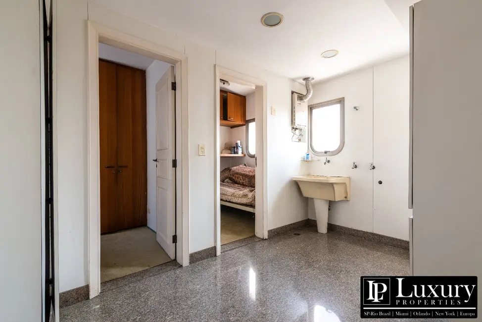 Foto 9 de Cobertura com 5 quartos à venda em Moema, São Paulo - SP