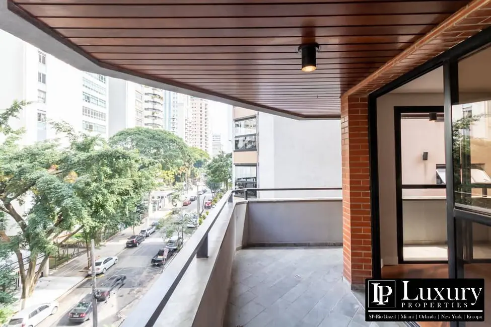 Foto 2 de Apartamento com 3 quartos à venda, 176m2 em Higienópolis, São Paulo - SP