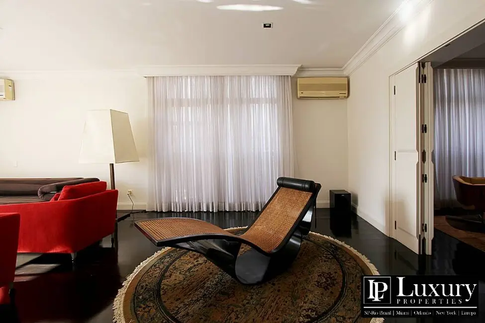 Cobertura com 5 quartos à venda, 858m2 em Jardim América, São Paulo - SP - imagem 8 Foto 8 de Cobertura com 5 quartos à venda, 858m2 em Jardim América, São Paulo - SP