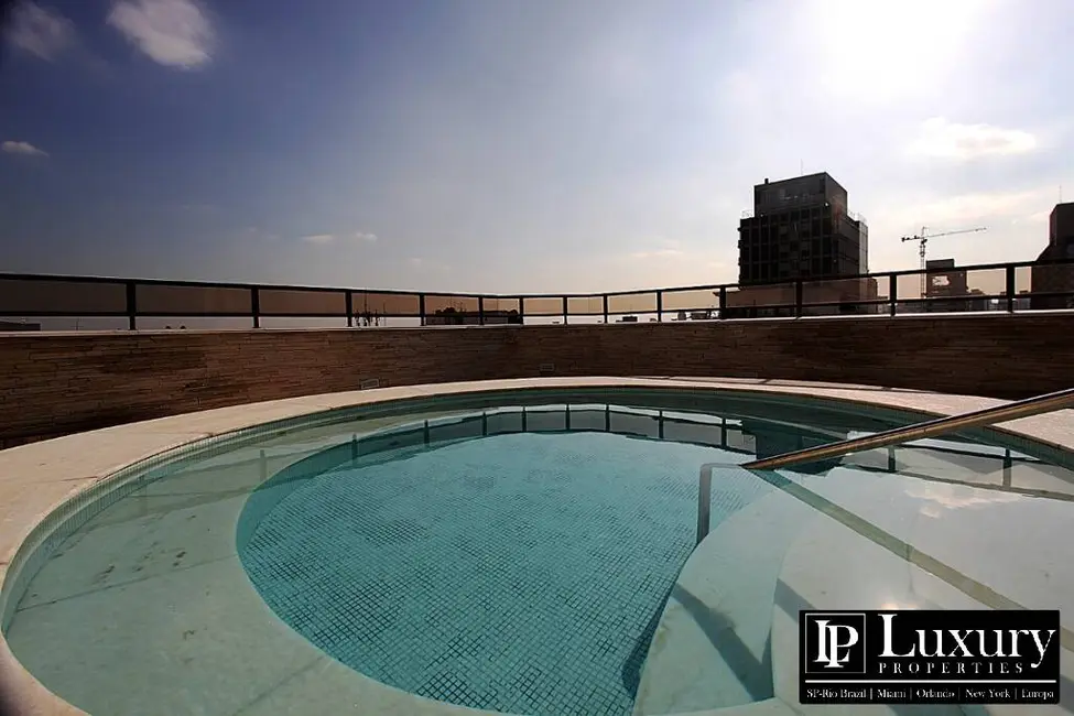 Cobertura com 5 quartos à venda, 858m2 em Jardim América, São Paulo - SP - imagem 4 Foto 4 de Cobertura com 5 quartos à venda, 858m2 em Jardim América, São Paulo - SP