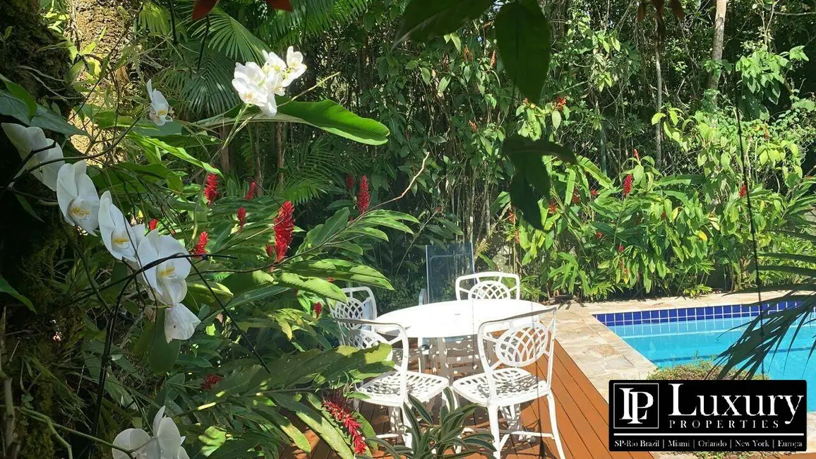 Foto 2 de Casa de Condomínio com 5 quartos à venda em Sao Sebastiao - SP