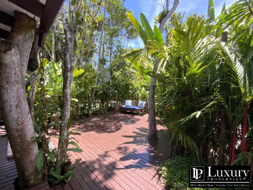 Foto 3 de Casa de Condomínio com 5 quartos à venda em Sao Sebastiao - SP