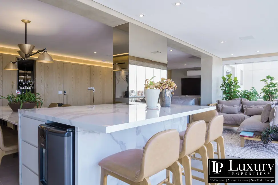 Foto 5 de Apartamento com 3 quartos à venda, 225m2 em Morumbi, São Paulo - SP