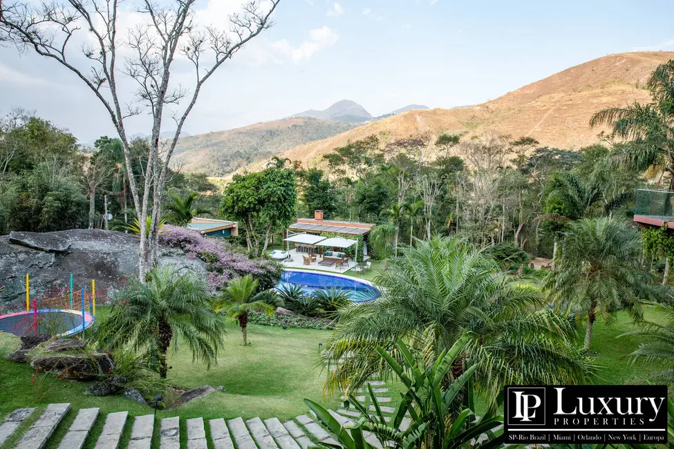 Foto 3 de Casa de Condomínio com 5 quartos à venda em Pedro do Rio, Petropolis - RJ