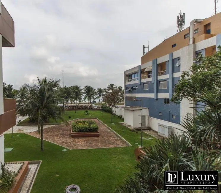 Foto 2 de Apartamento com 3 quartos à venda, 330m2 em Barra da Tijuca, Rio De Janeiro - RJ