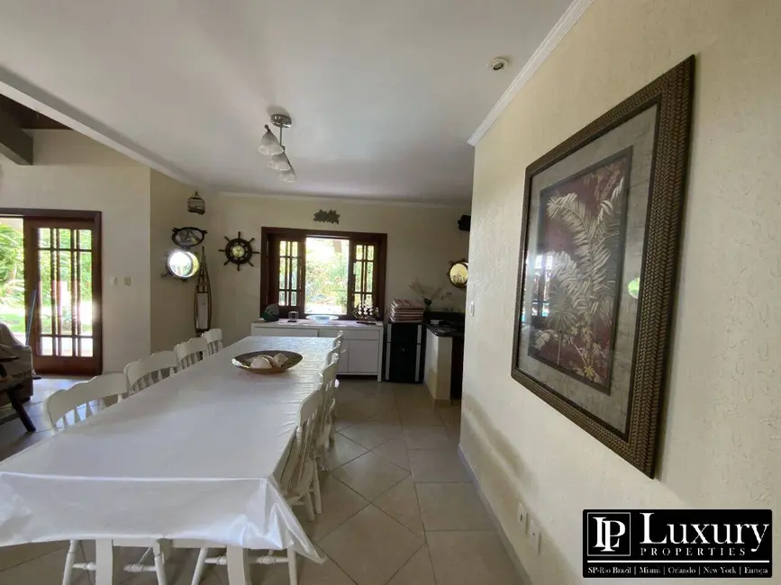 Foto 8 de Casa de Condomínio com 4 quartos à venda em Sao Sebastiao - SP