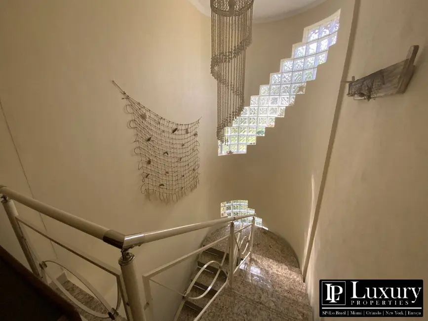 Foto 9 de Casa de Condomínio com 4 quartos à venda em Sao Sebastiao - SP