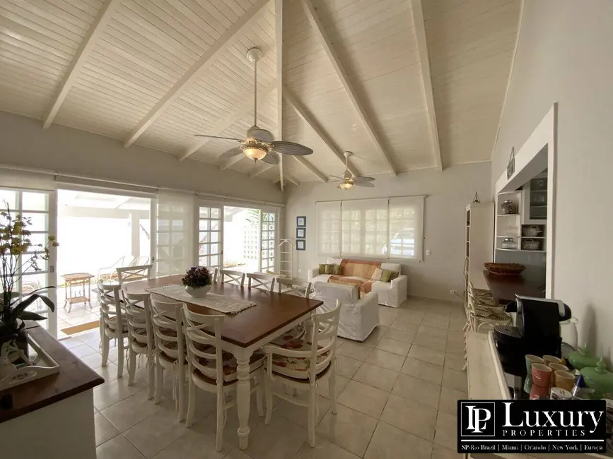 Foto 4 de Casa de Condomínio com 5 quartos à venda em Sao Sebastiao - SP