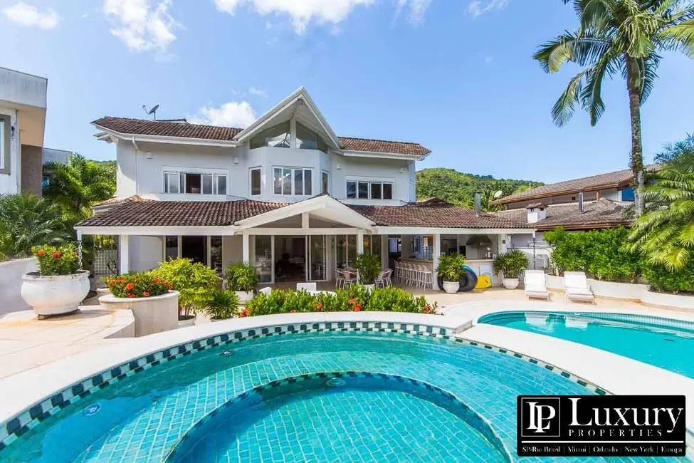 Foto 3 de Casa de Condomínio com 5 quartos à venda em Tabatinga, Caraguatatuba - SP