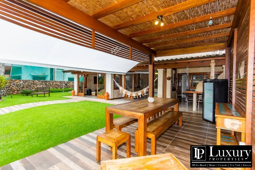 Foto 8 de Casa de Condomínio com 5 quartos à venda em Tabatinga, Caraguatatuba - SP