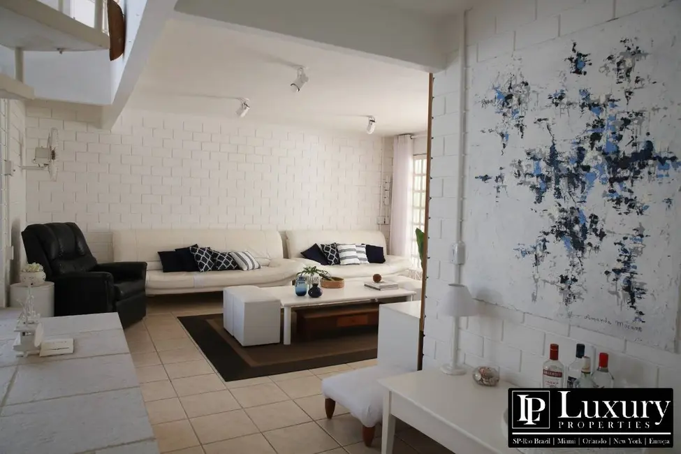 Foto 9 de Casa de Condomínio com 6 quartos à venda em Tabatinga, Caraguatatuba - SP