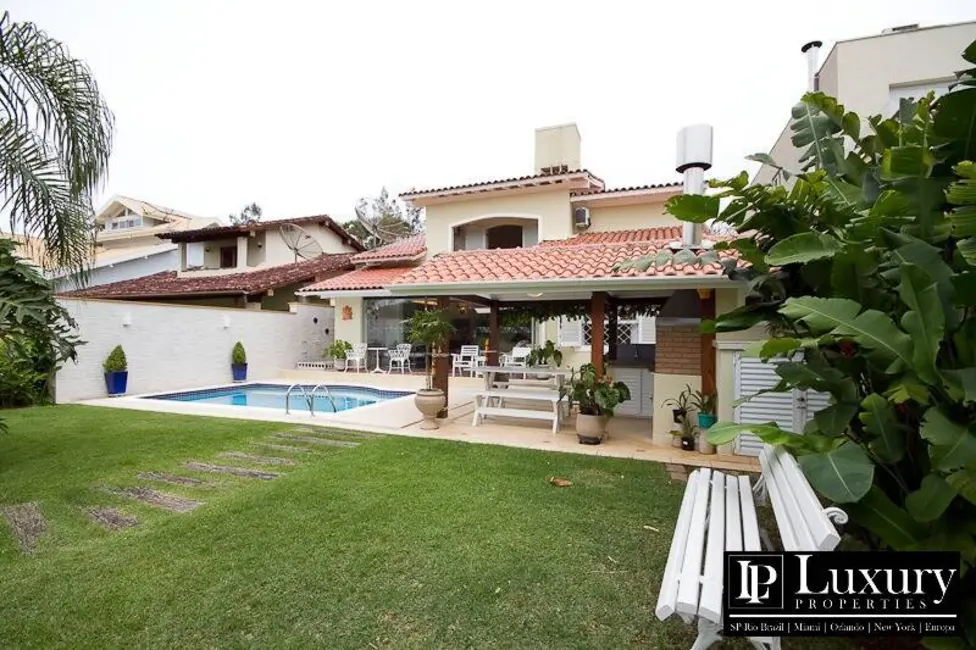 Foto 6 de Casa de Condomínio com 5 quartos à venda e para alugar em Tabatinga, Caraguatatuba - SP