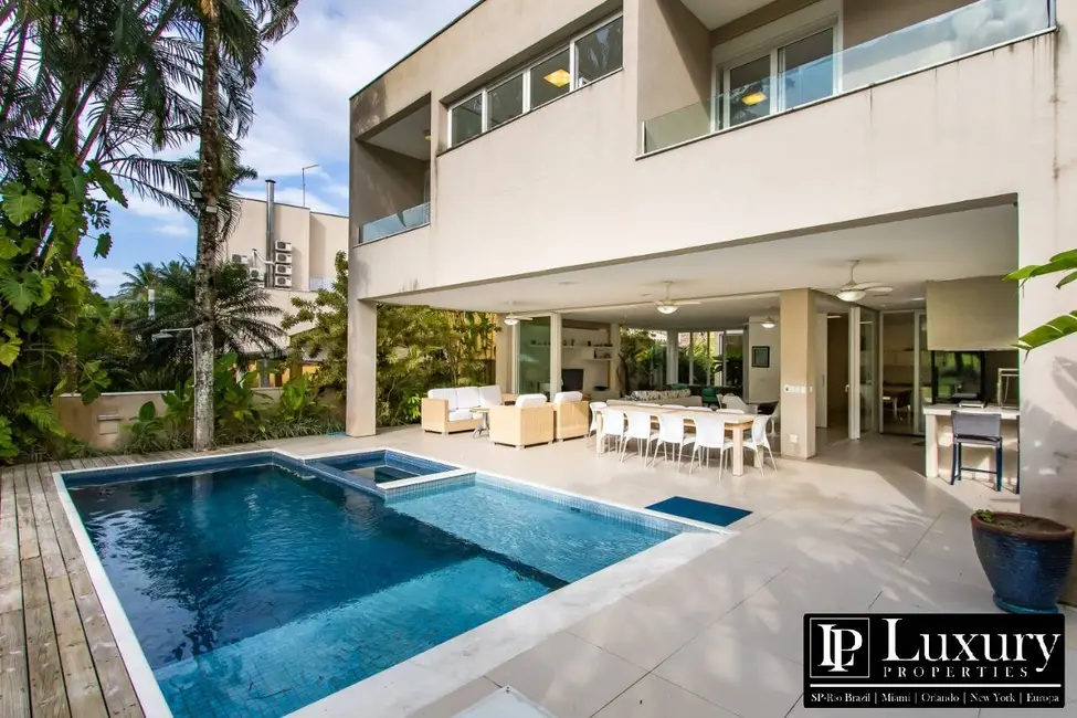 Foto 3 de Casa com 7 quartos à venda e para alugar em Tabatinga, Caraguatatuba - SP