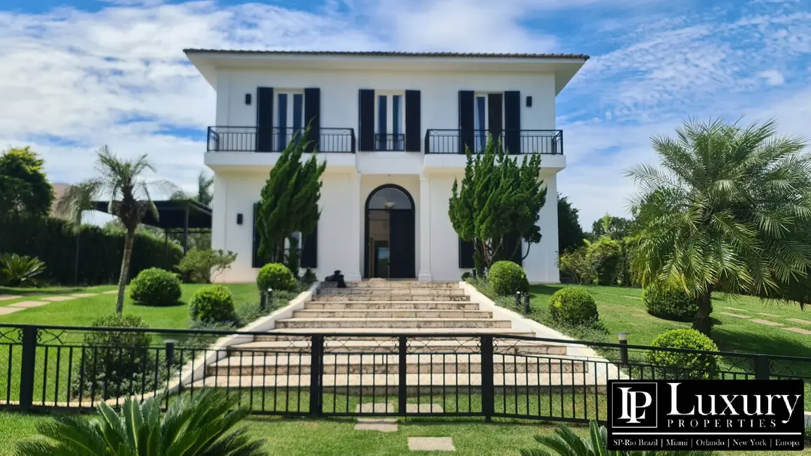 Foto 1 de Casa de Condomínio com 5 quartos à venda em Sao Roque - SP