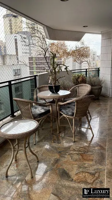 Foto 2 de Apartamento com 3 quartos à venda e para alugar, 350m2 em Higienópolis, São Paulo - SP