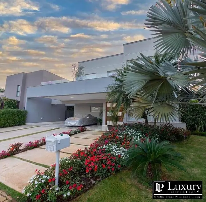 Foto 3 de Casa de Condomínio com 5 quartos à venda em Louveira - SP