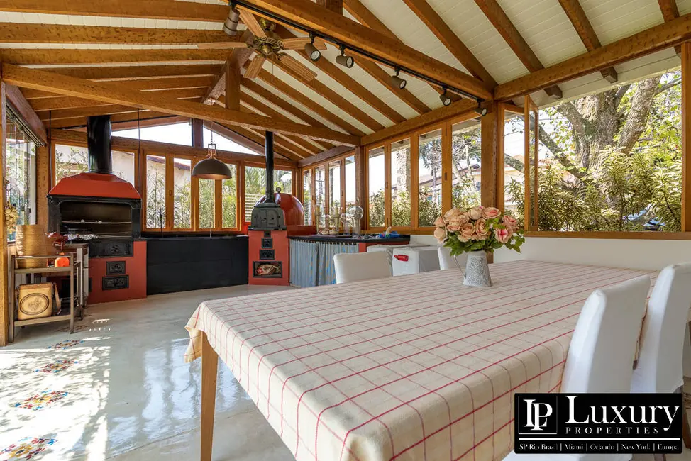 Foto 2 de Casa de Condomínio com 4 quartos à venda em Barueri - SP