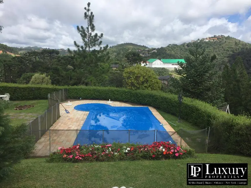 Casa de Condomínio com 5 quartos à venda em Campos Do Jordao - SP - imagem 3 Foto 3 de Casa de Condomínio com 5 quartos à venda em Campos Do Jordao - SP