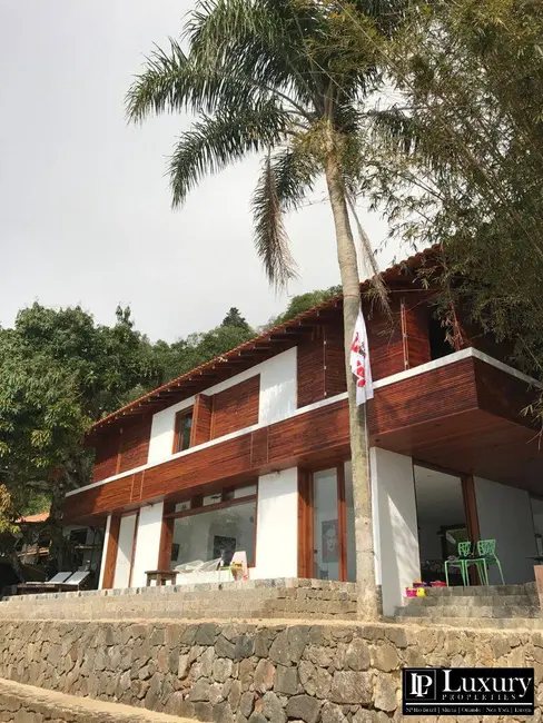 Casa de Condomínio com 5 quartos à venda em Praia da Ribeira (Cunhambebe), Angra Dos Reis - RJ - imagem 7 Foto 7 de Casa de Condomínio com 5 quartos à venda em Praia da Ribeira (Cunhambebe), Angra Dos Reis - RJ