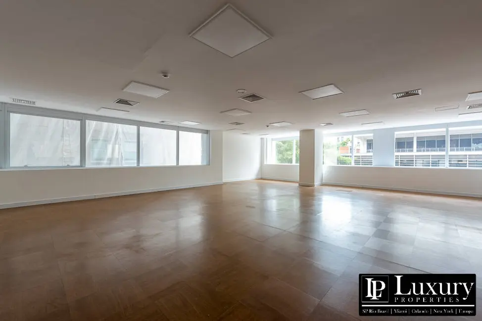 Sala Comercial à venda, 357m2 em Bela Vista, São Paulo - SP - imagem 3 Foto 3 de Sala Comercial à venda, 357m2 em Bela Vista, São Paulo - SP